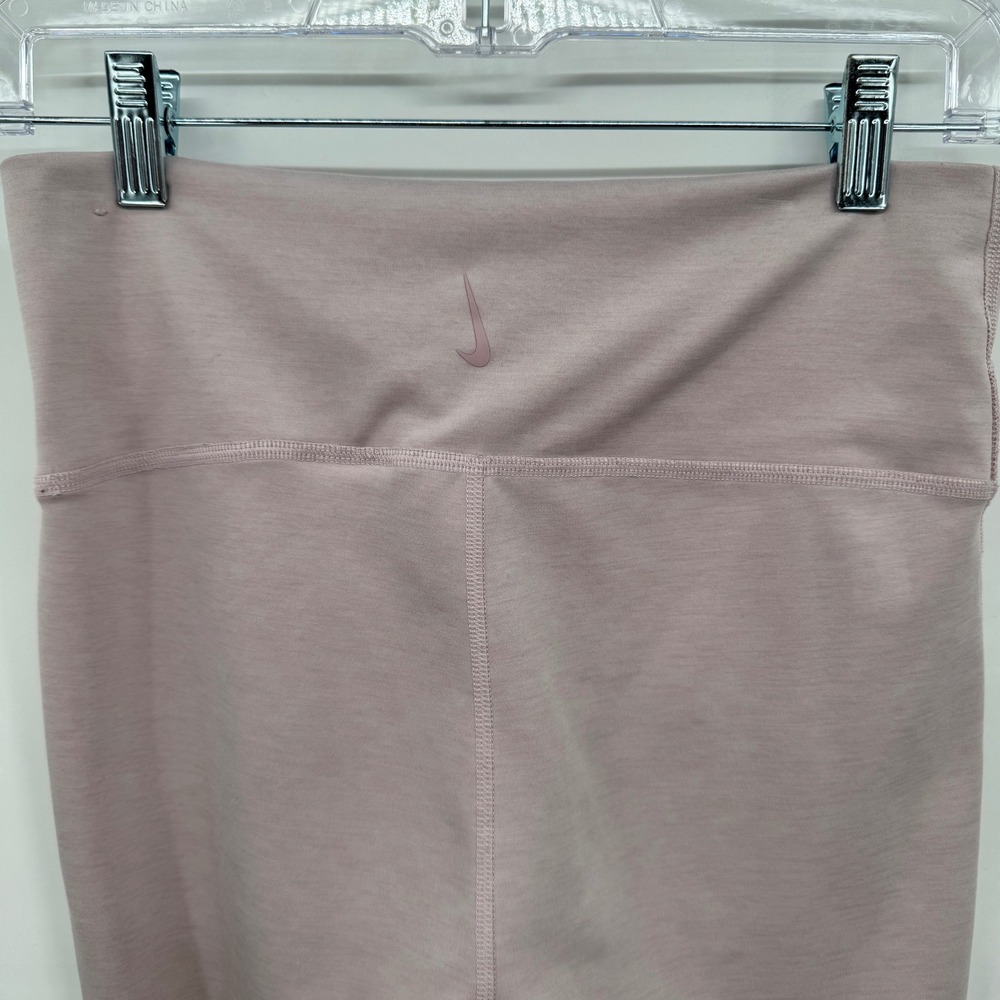 Nike Dri-Fit Women's M Capri Yoga Pants‎ Taupe Crossover Waist Stretch Athletic - Picture 7 of 9